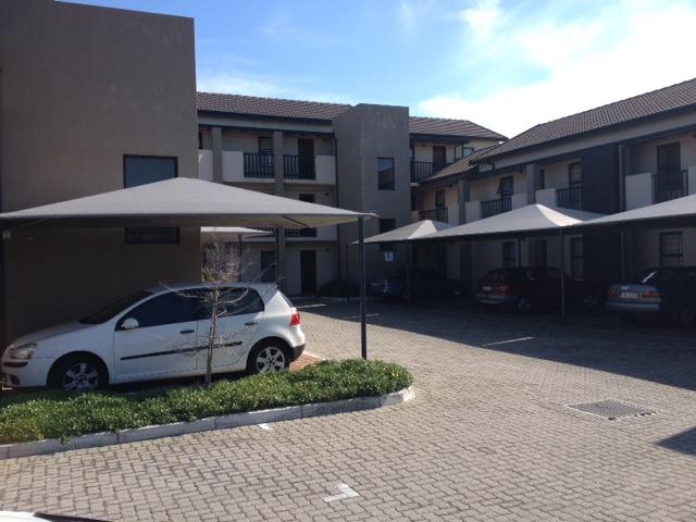 To Let 2 Bedroom Property for Rent in Lansdowne Western Cape